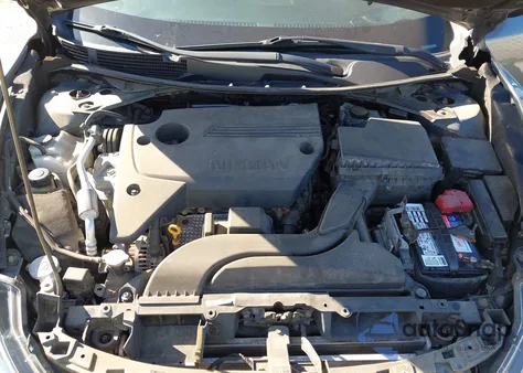 2018 Nissan Altima 2.5 Sv z USA, uszkodzony, nr VIN 1N4AL3AP1JC185660